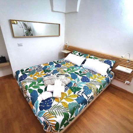 Apartmán Ma Ma Crociferi 33 Katánie Exteriér fotografie