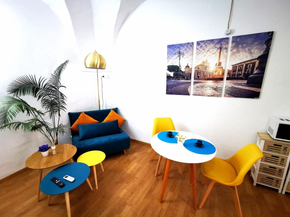 Apartmán Ma Ma Crociferi 33 Katánie Exteriér fotografie
